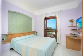  Hotel Cala Reale  Стинтино